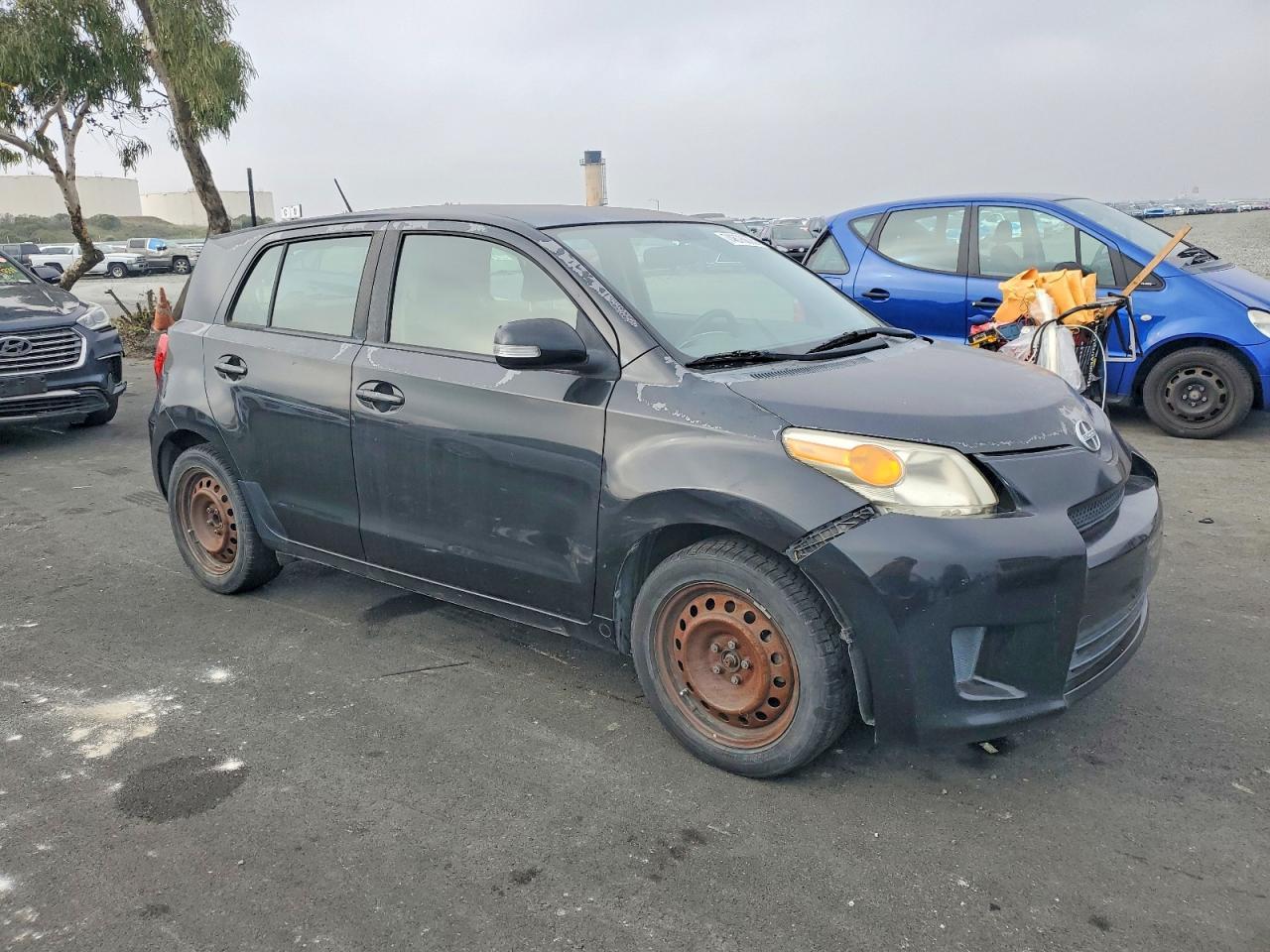 2010 TOYOTA SCION