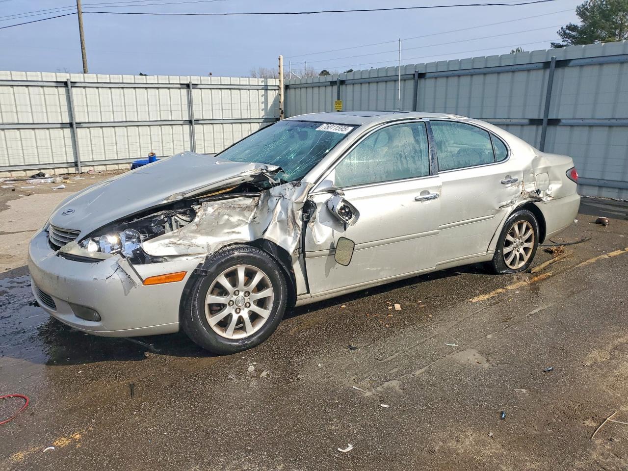 2004 LEXUS ES 330