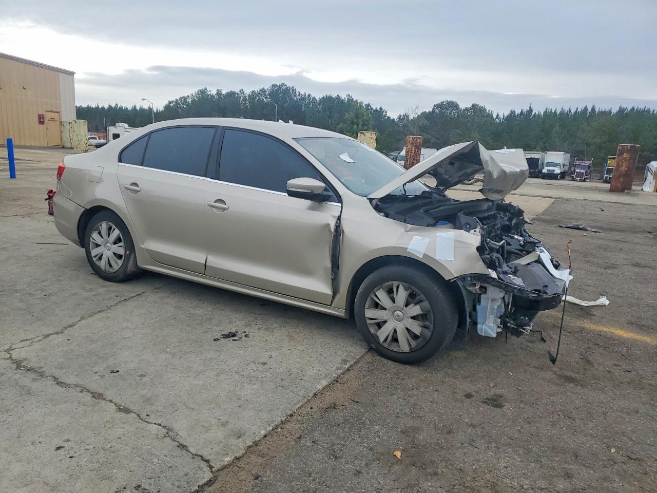 2013 VOLKSWAGEN JETTA