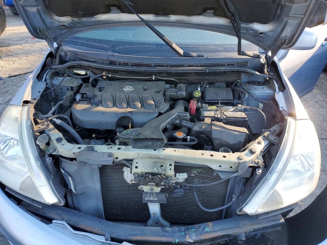2011 NISSAN VERSA