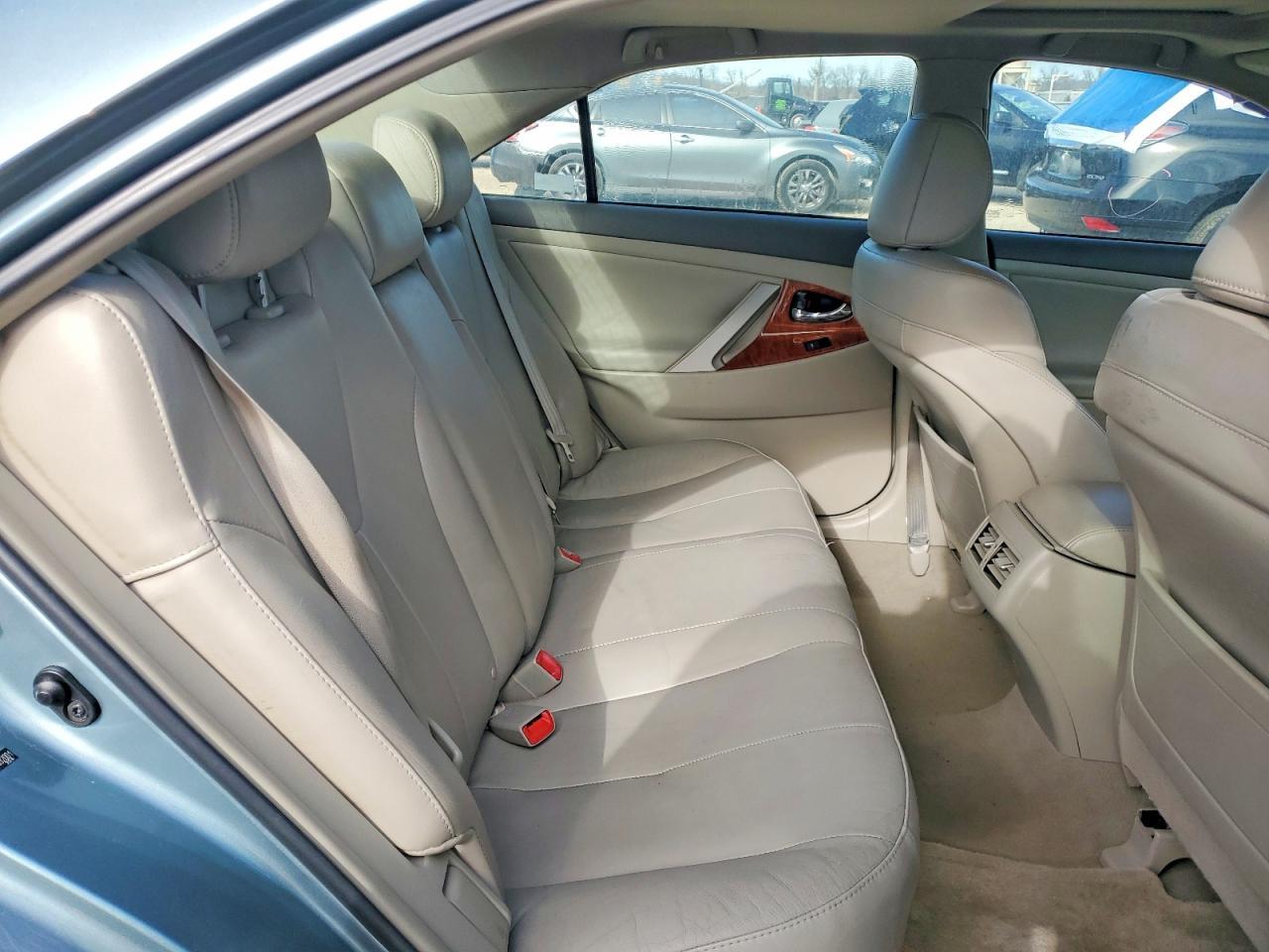 2010 TOYOTA CAMRY