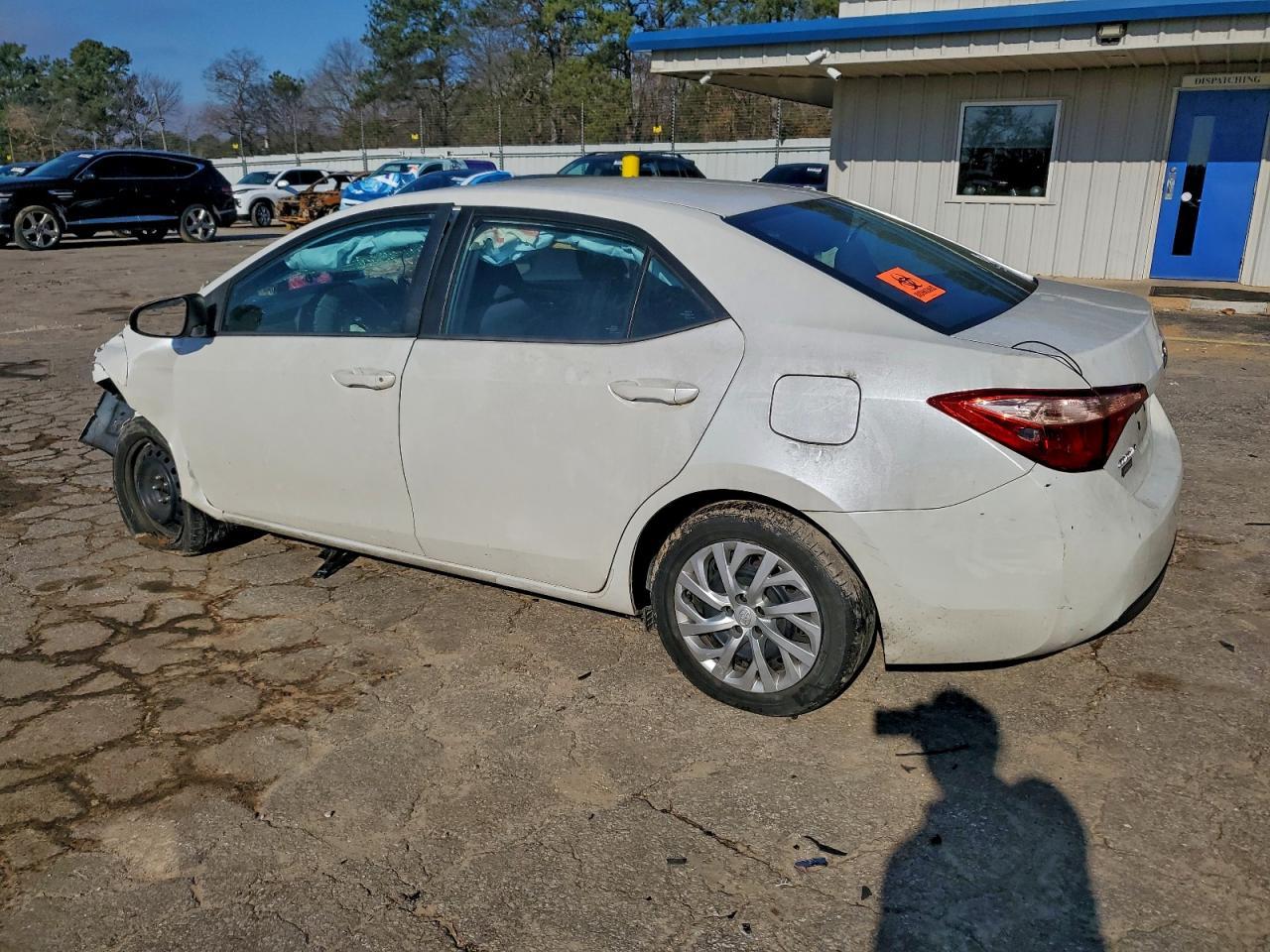 2018 TOYOTA COROLLA