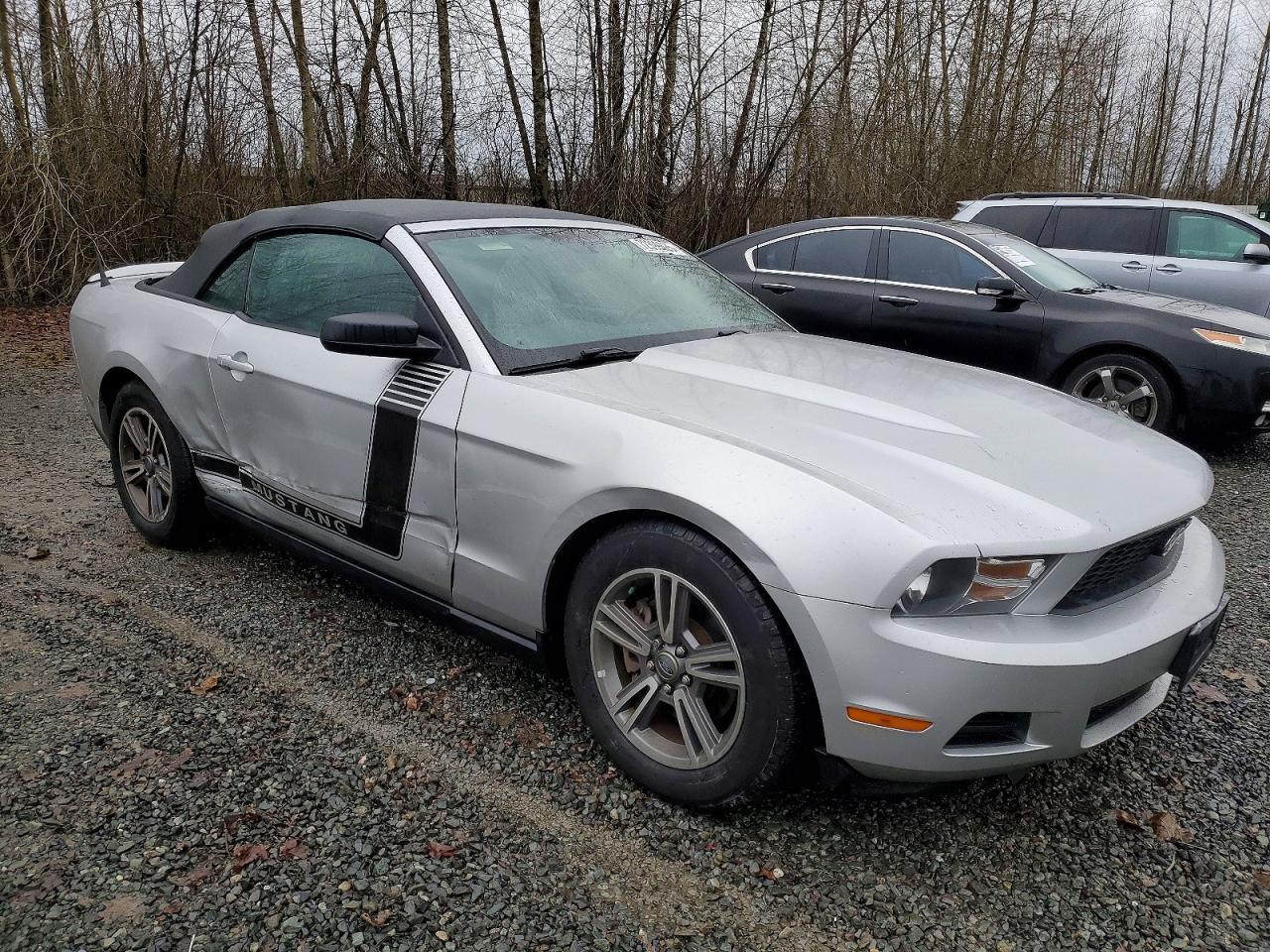 2012 FORD MUSTANG