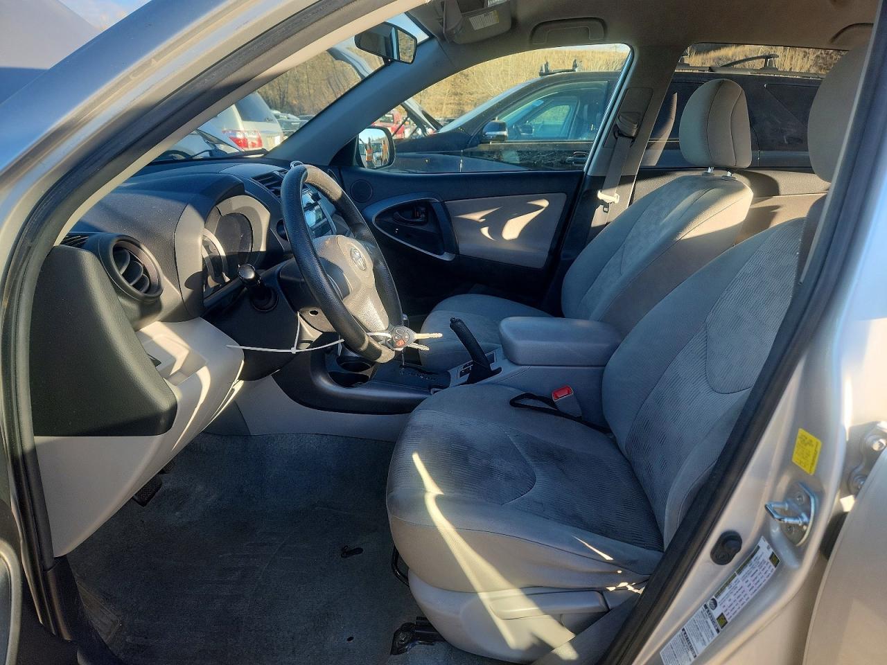 2011 TOYOTA RAV4
