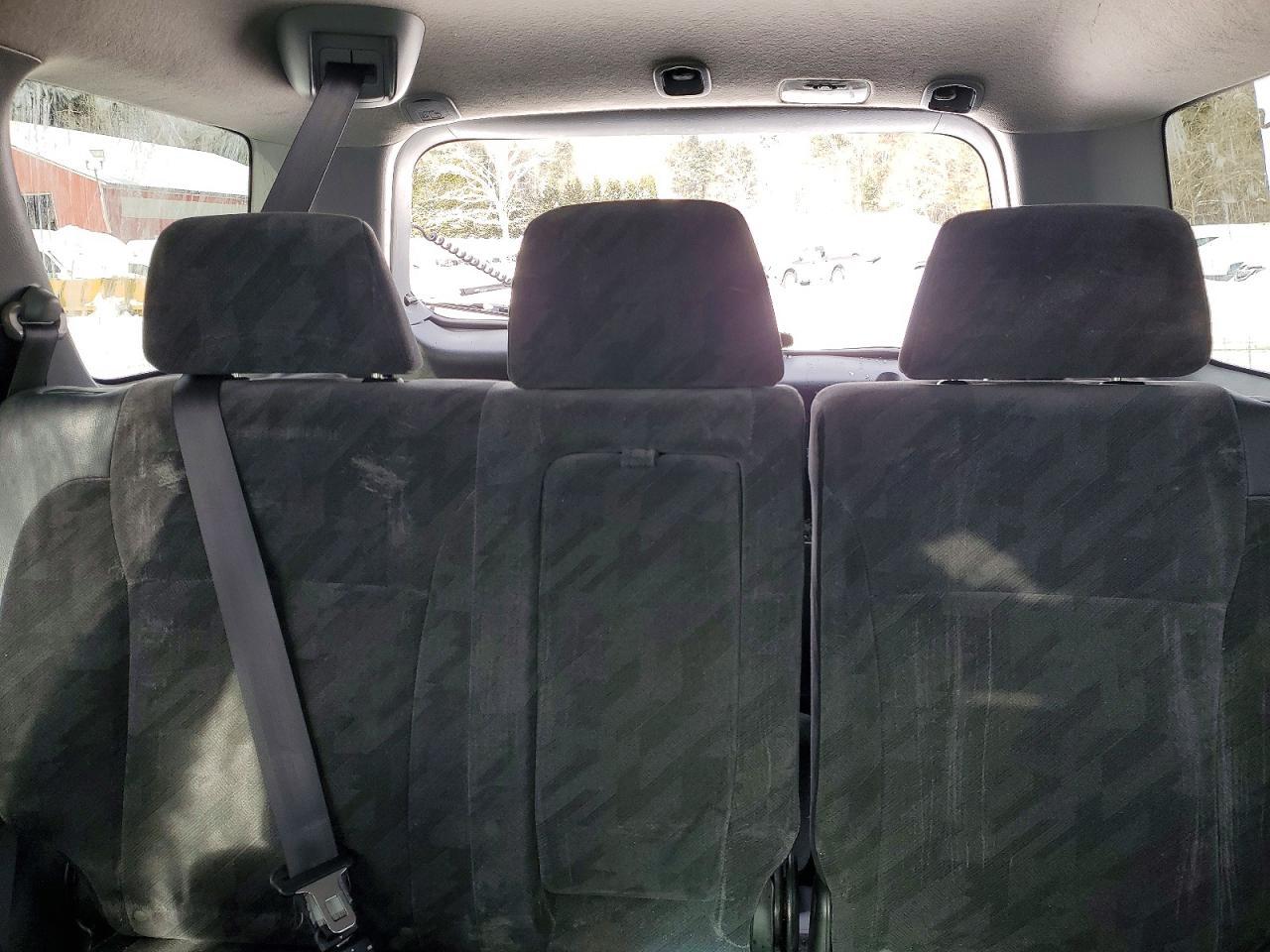 2004 HONDA CR-V