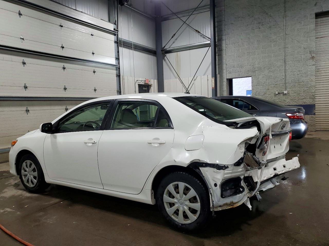 2011 TOYOTA COROLLA