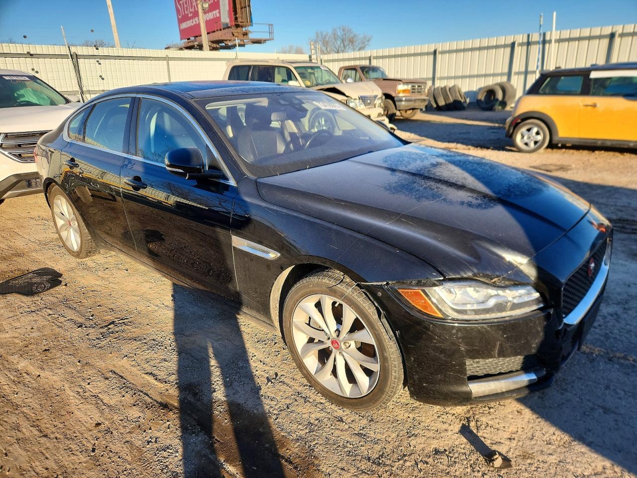 2017 JAGUAR XF