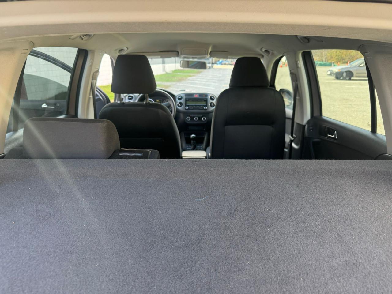 2011 VOLKSWAGEN TIGUAN