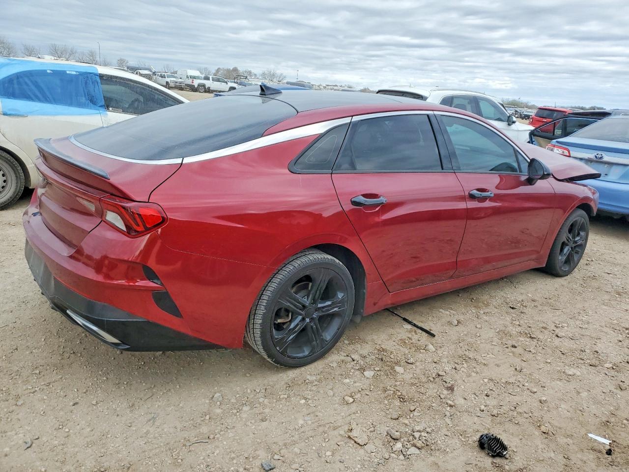 2022 KIA K5