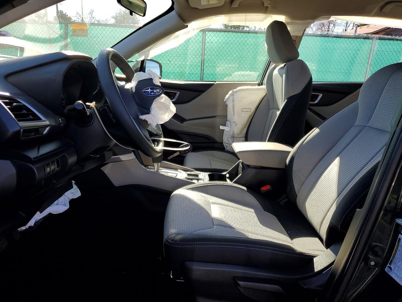 2022 SUBARU FORESTER