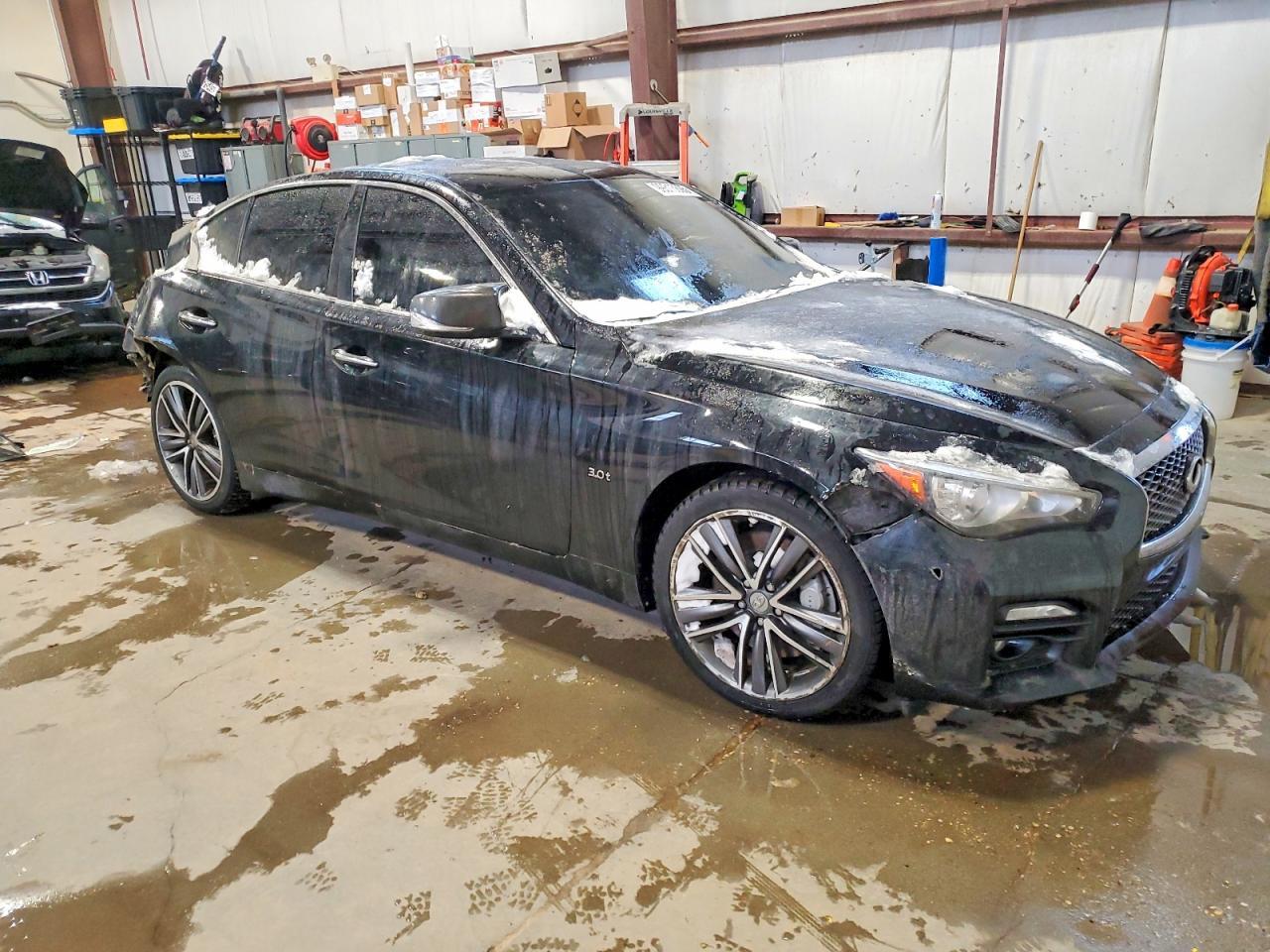 2016 INFINITI Q50