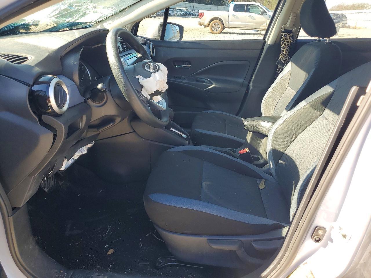 2024 NISSAN VERSA