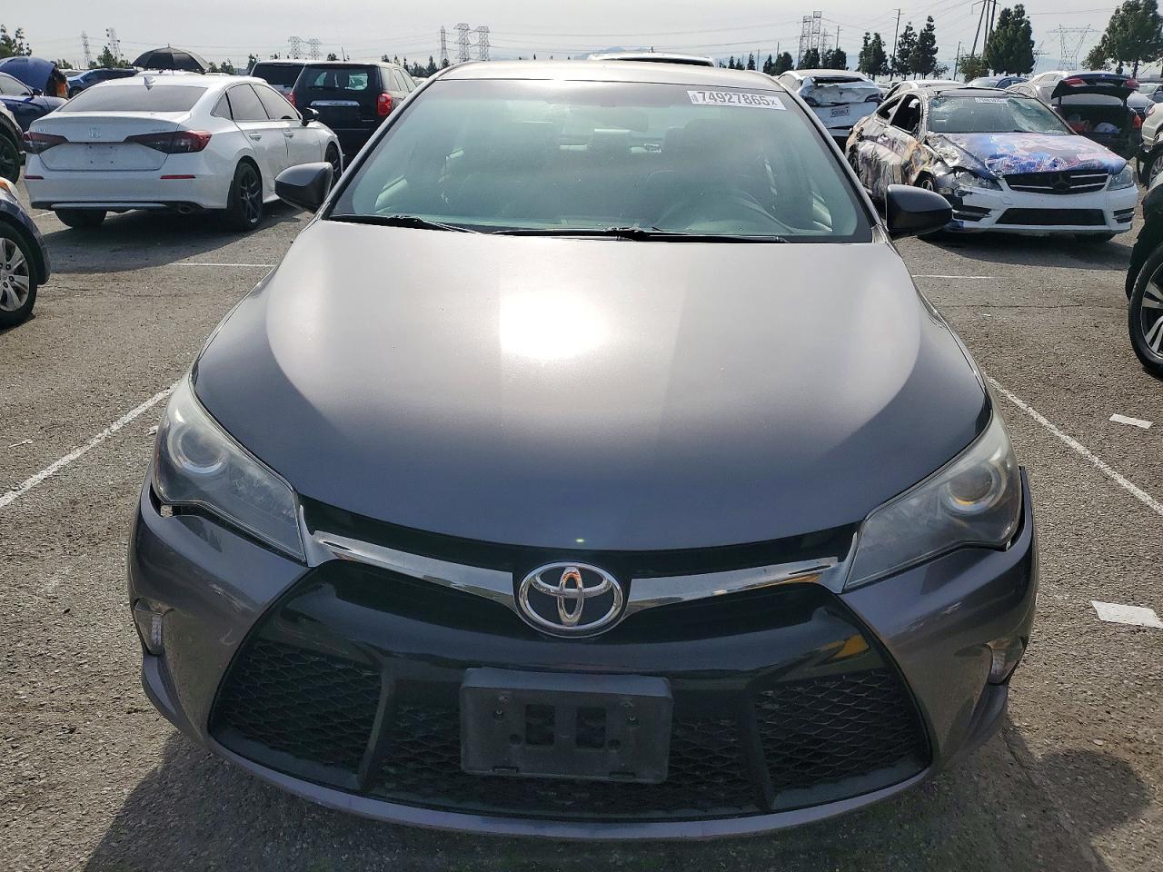 2017 TOYOTA CAMRY