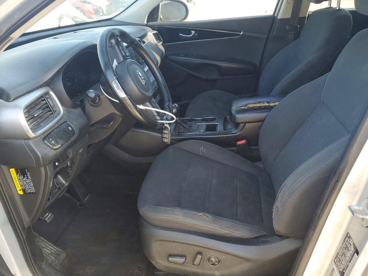 2017 KIA SORENTO
