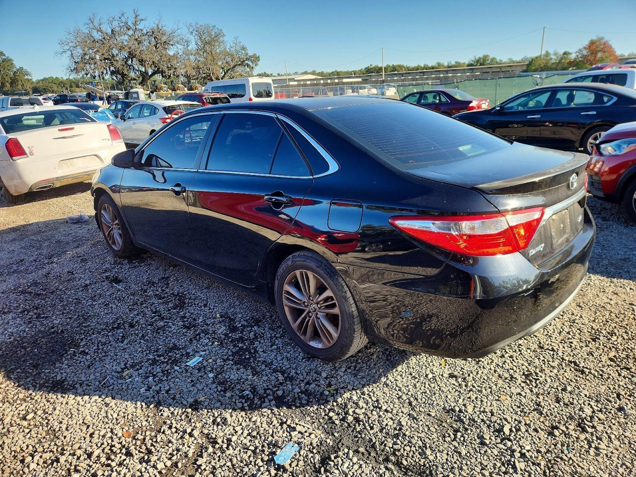 2015 TOYOTA CAMRY