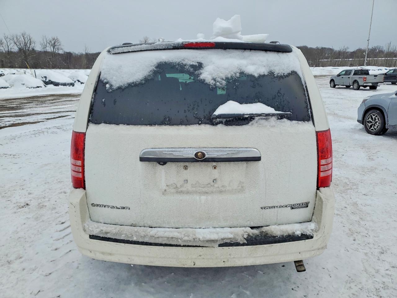 2010 CHRYSLER Town & Country