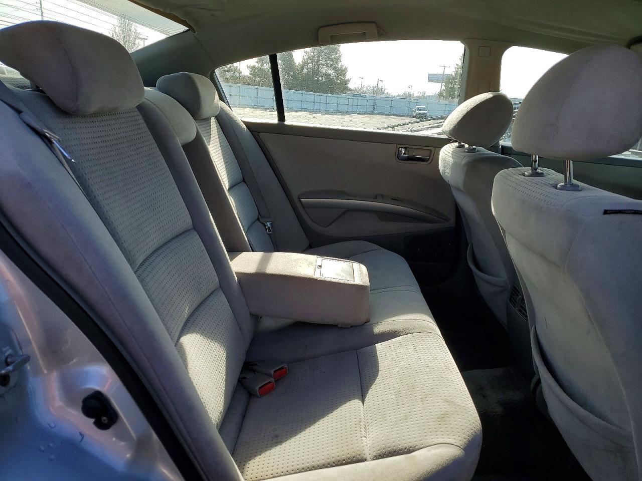 2005 NISSAN Maxima