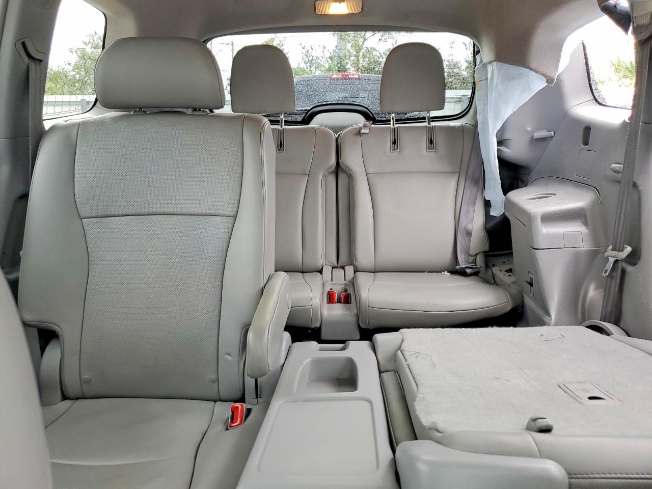 2013 TOYOTA HIGHLANDER