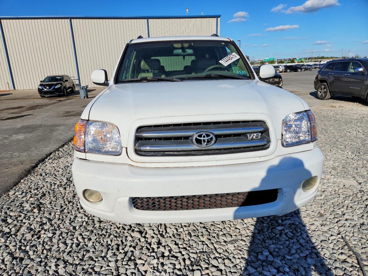 2003 TOYOTA Sequoia