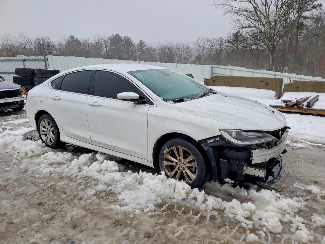 2015 CHRYSLER 200