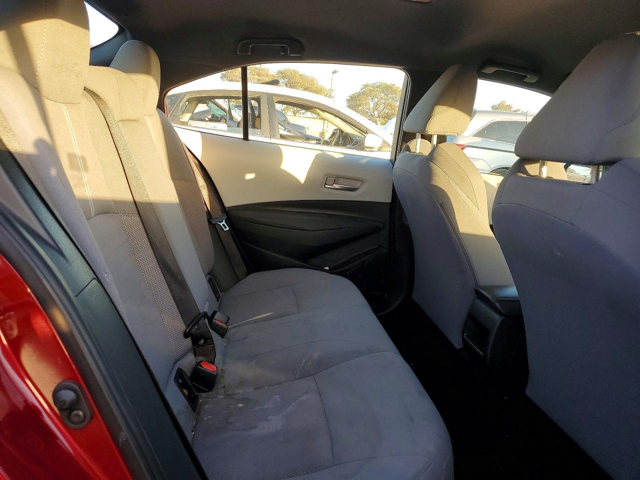 2022 TOYOTA COROLLA