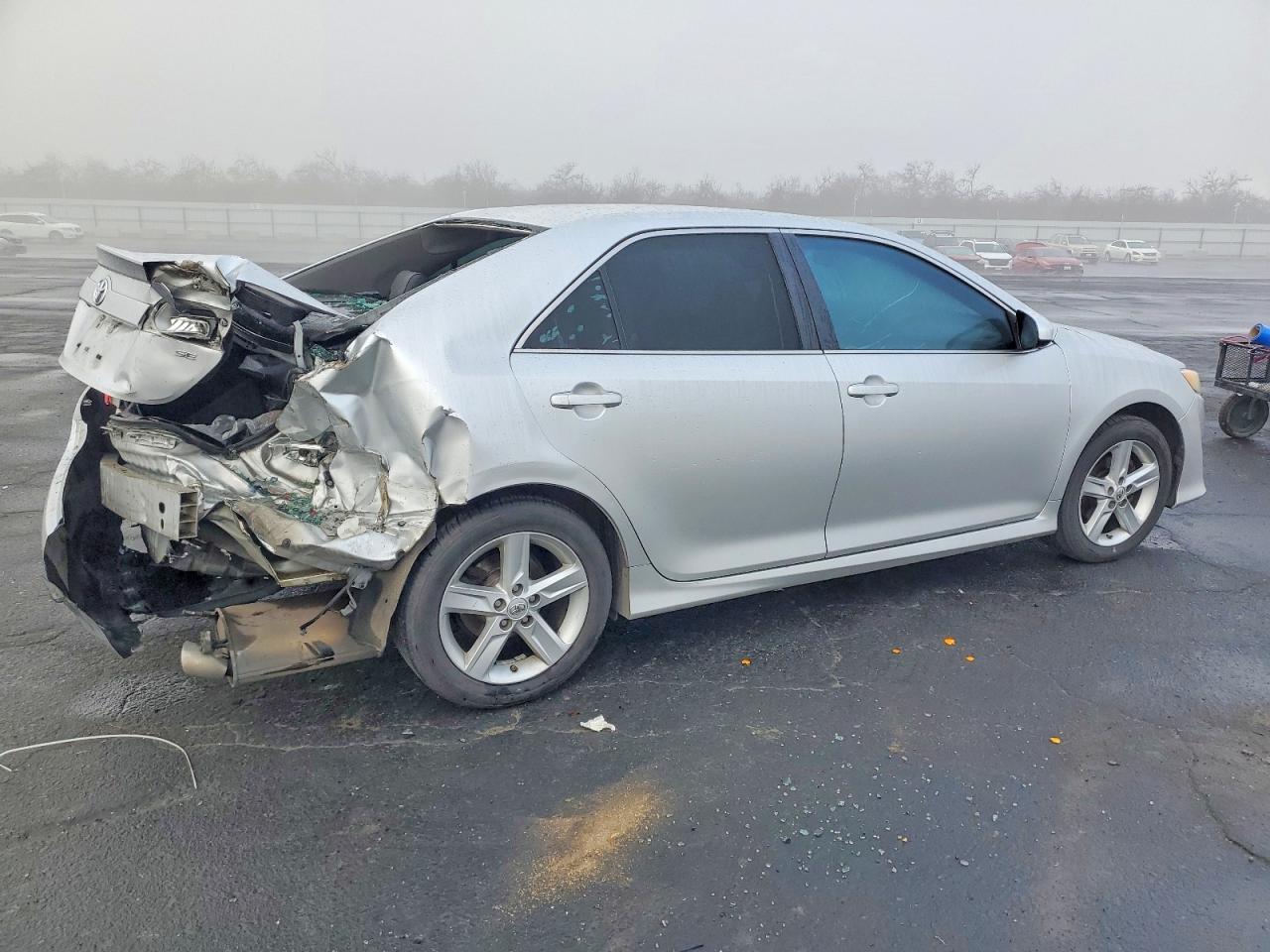 2014 TOYOTA CAMRY