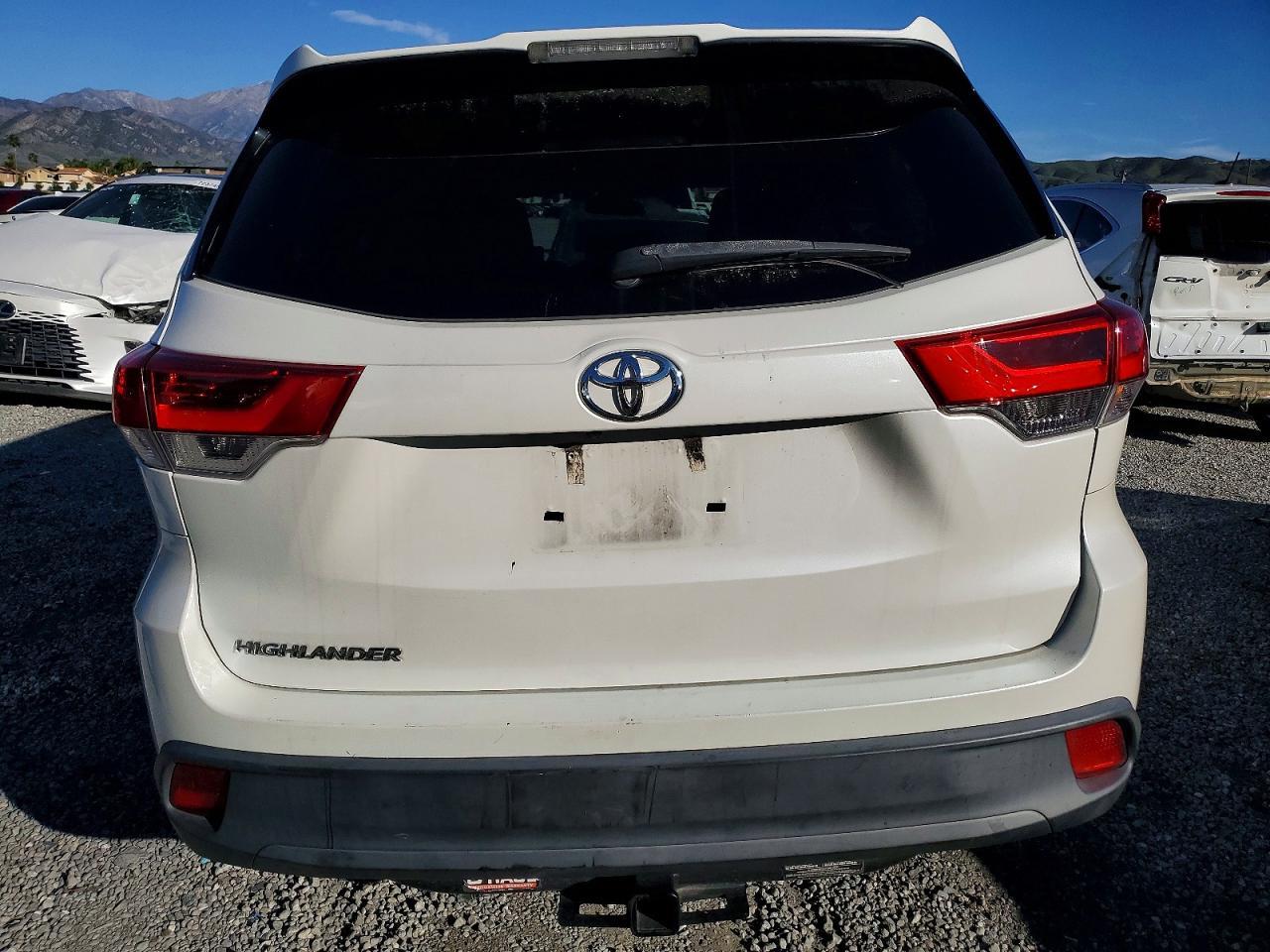 2019 TOYOTA HIGHLANDER