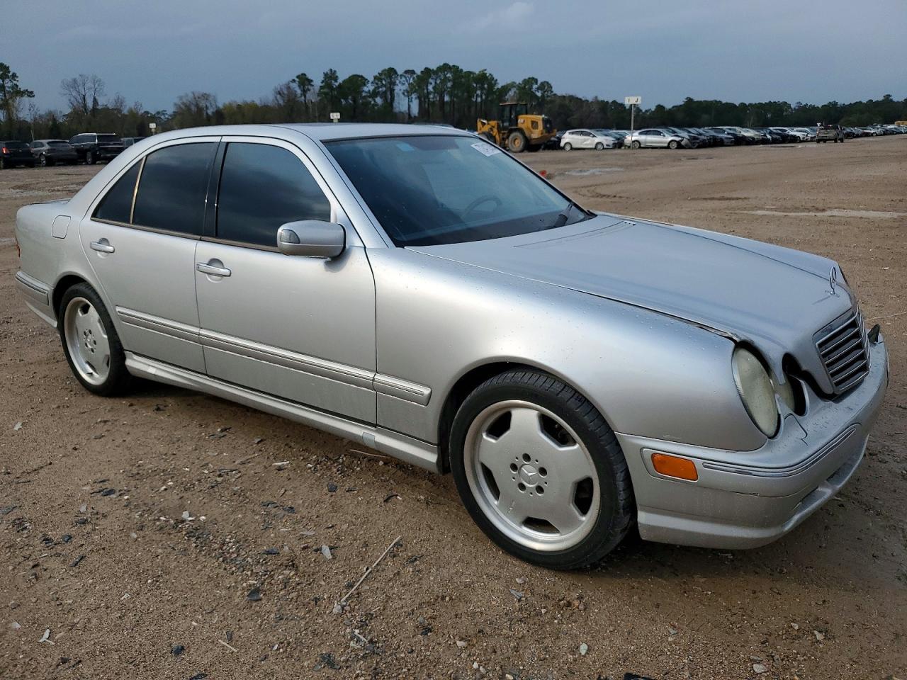 2001 MERCEDES-BENZ E-Class