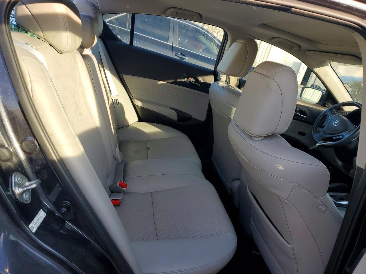 2016 ACURA ILX
