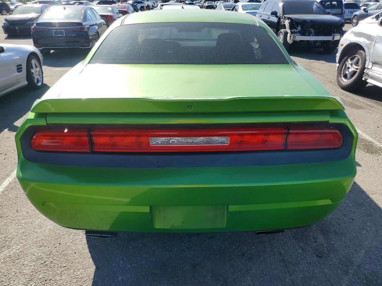 2014 DODGE Challenger