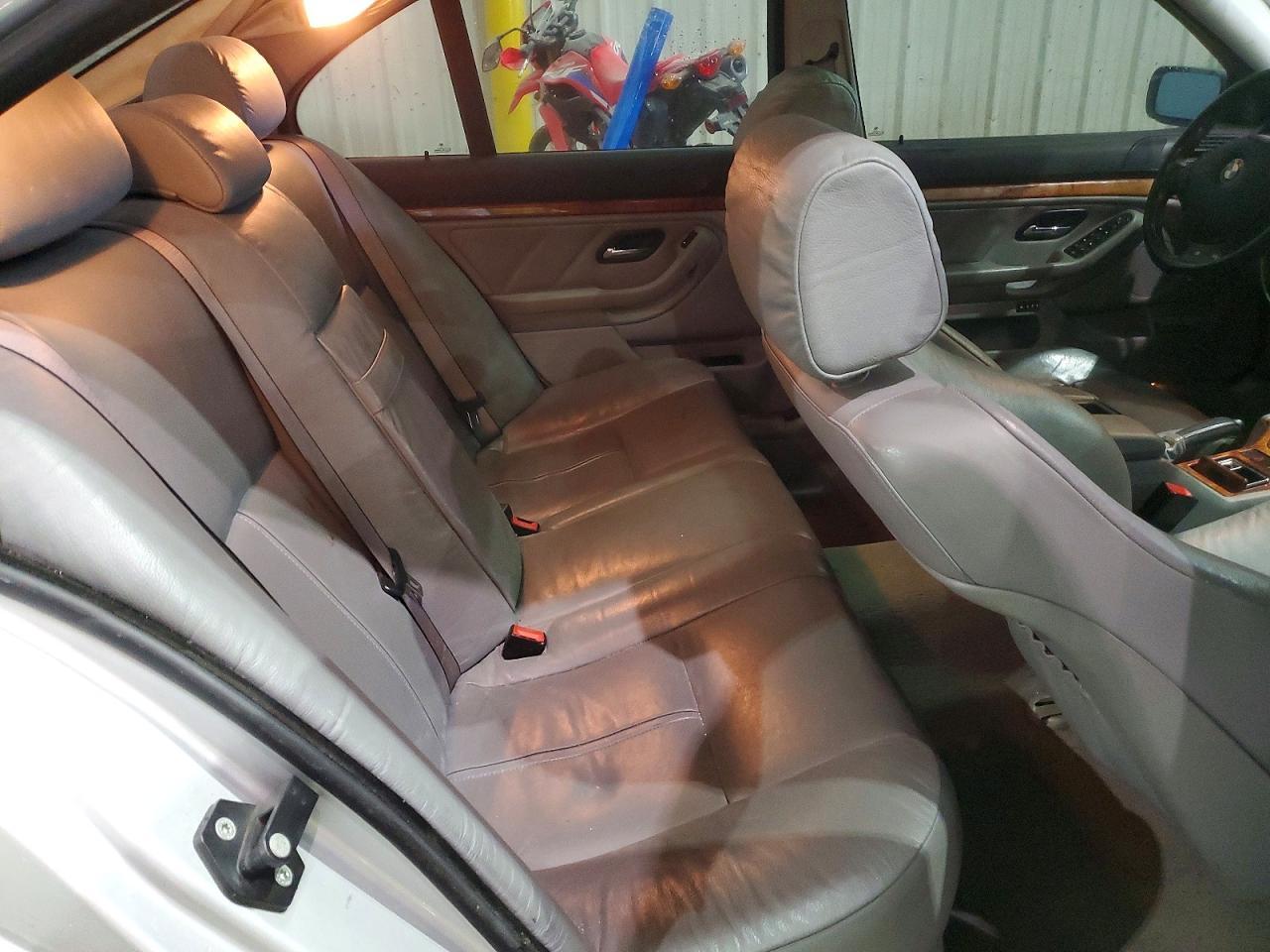 2002 BMW 5 series