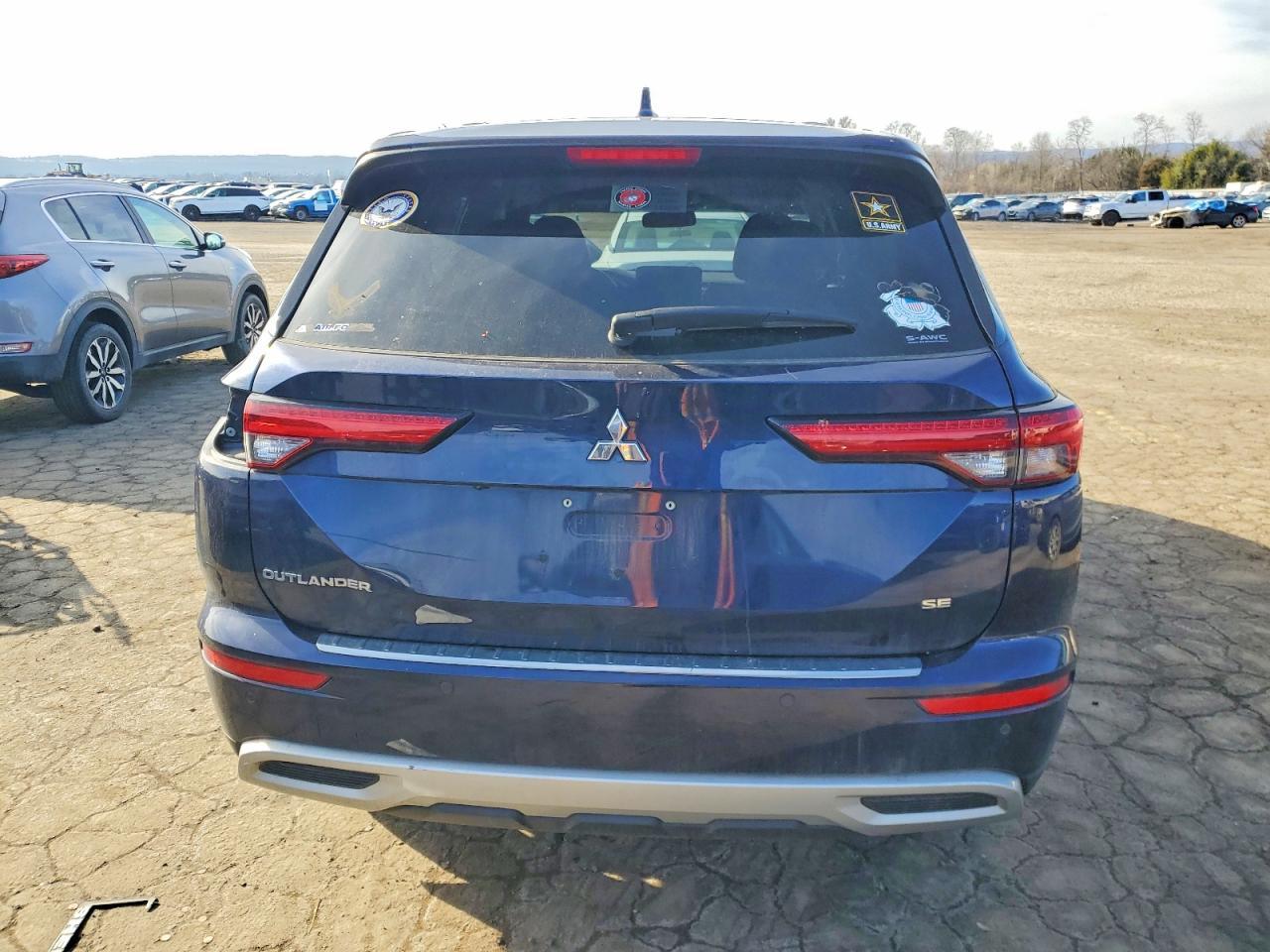 2022 MITSUBISHI outlander