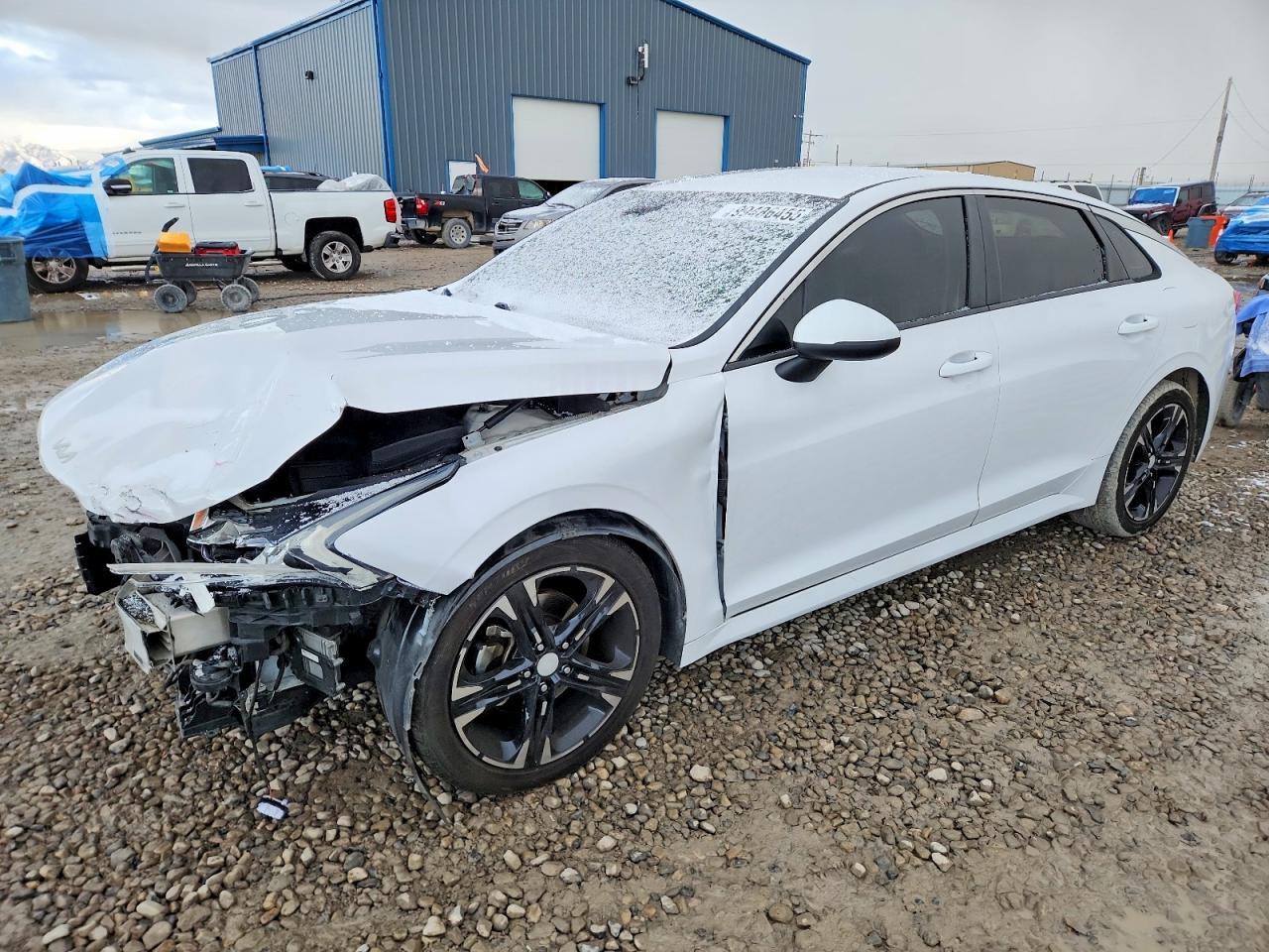 2022 KIA K5