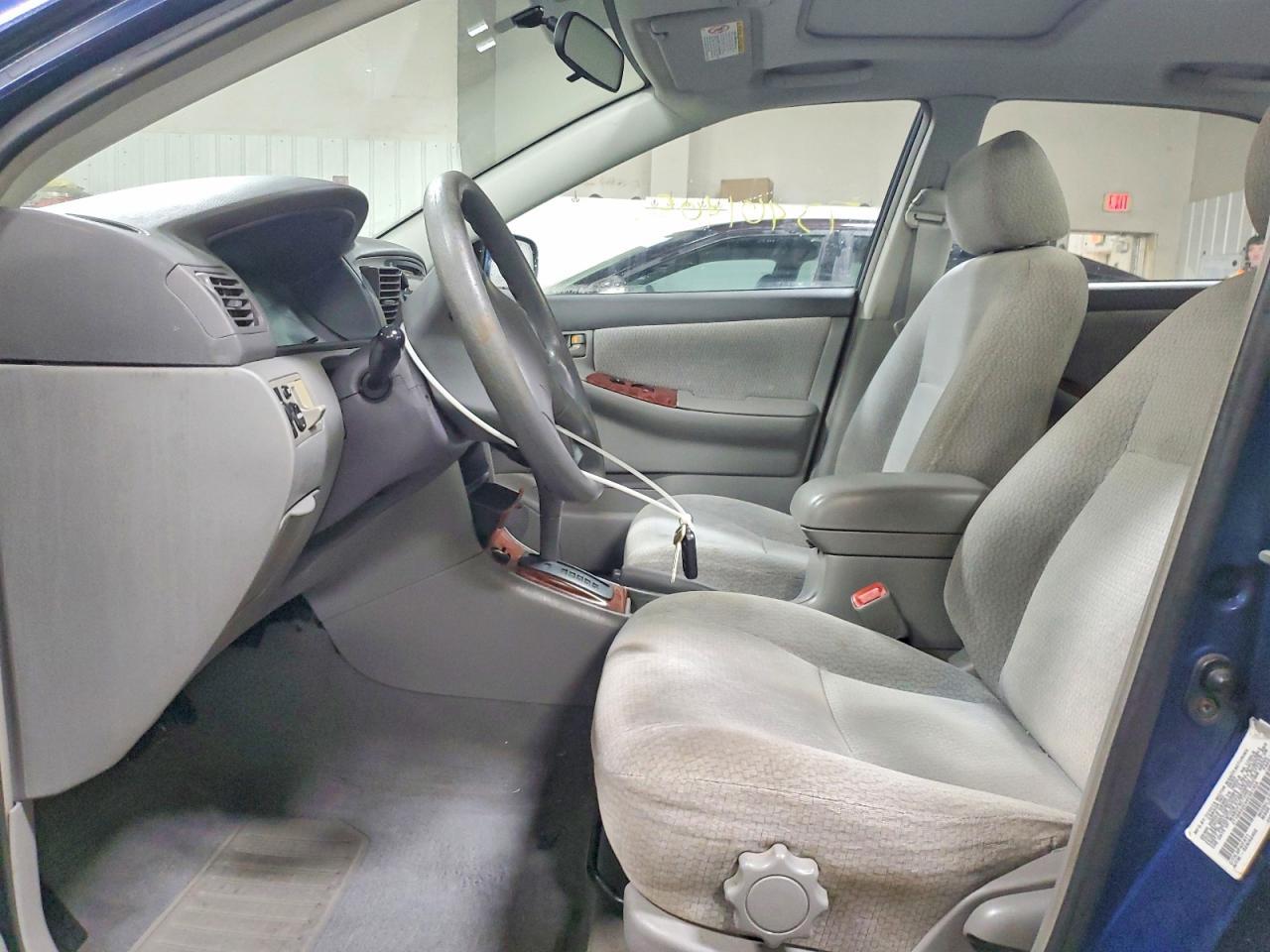 2004 TOYOTA COROLLA