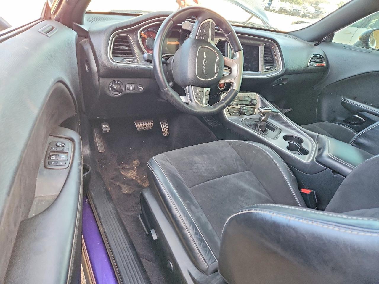 2018 DODGE Challenger