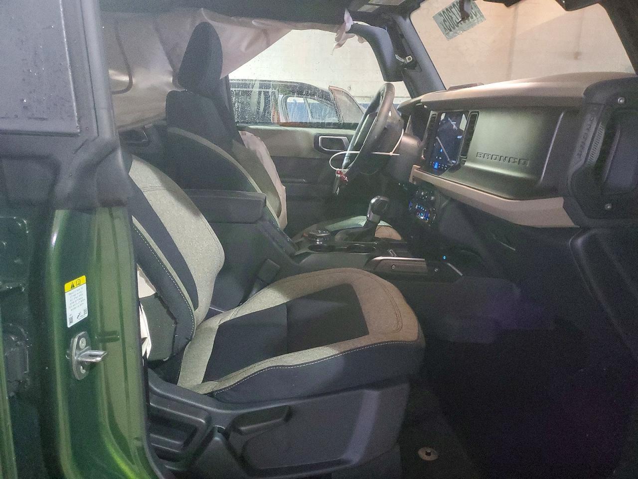 2025 FORD Bronco