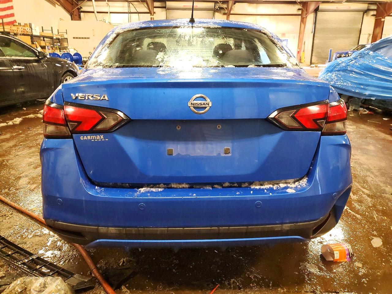 2020 NISSAN VERSA