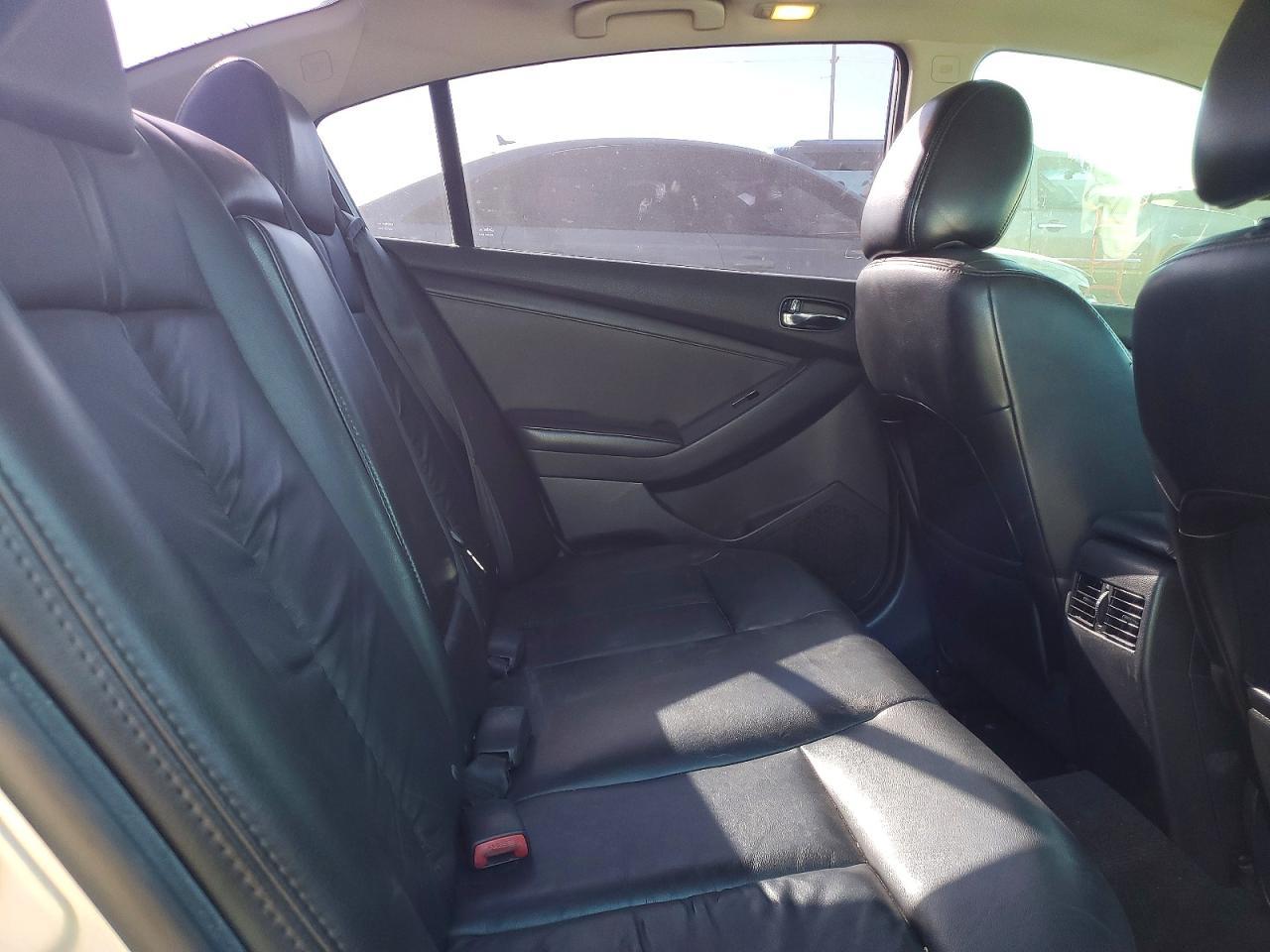 2012 NISSAN ALTIMA