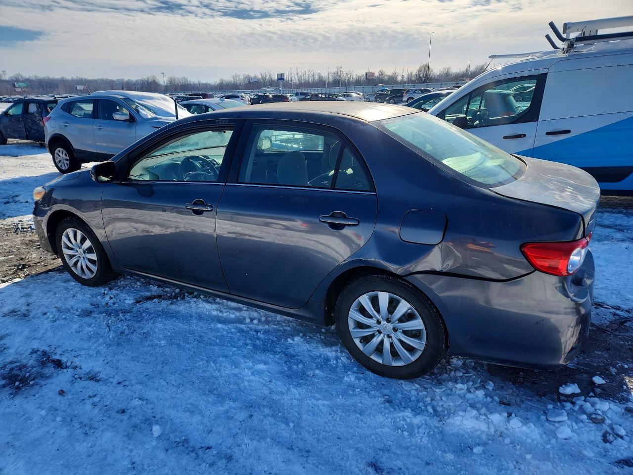 2013 TOYOTA COROLLA