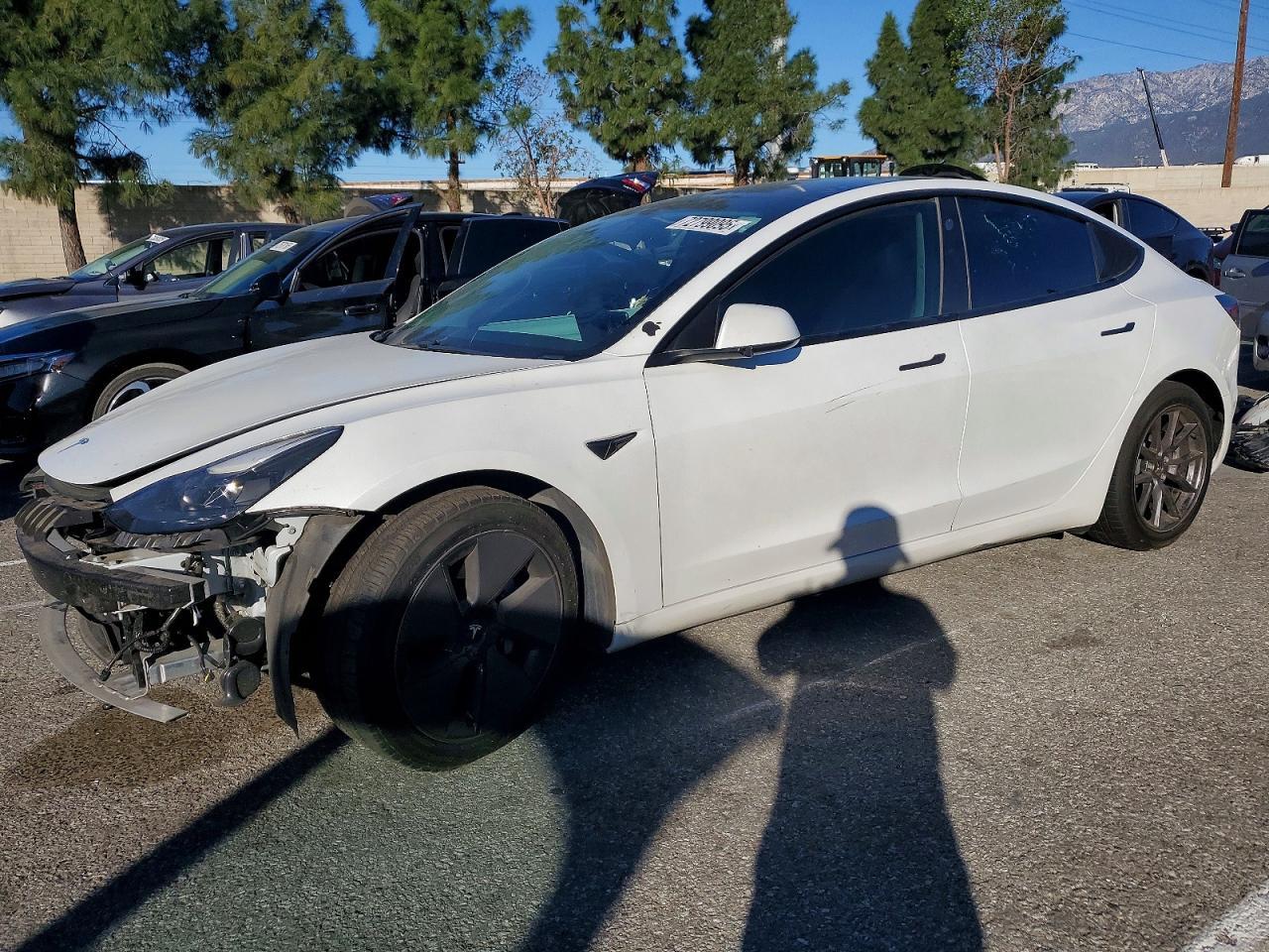 2021 TESLA MODEL 3