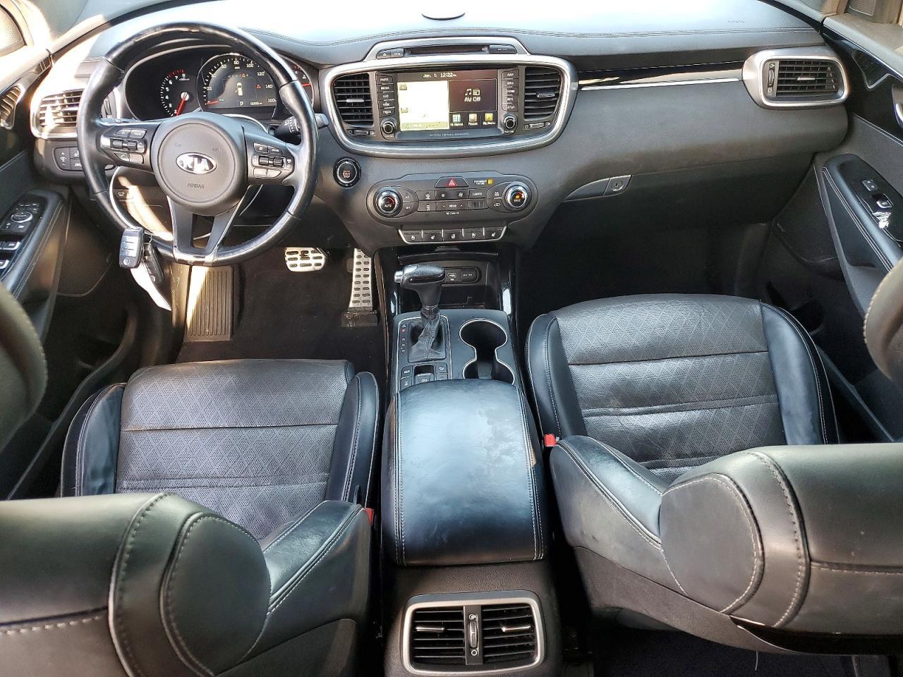 2016 KIA SORENTO