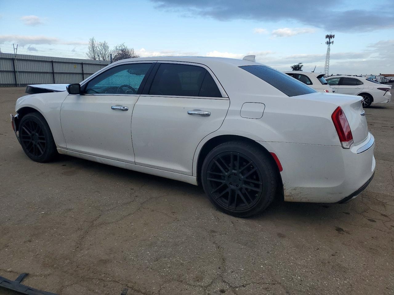 2016 CHRYSLER 300