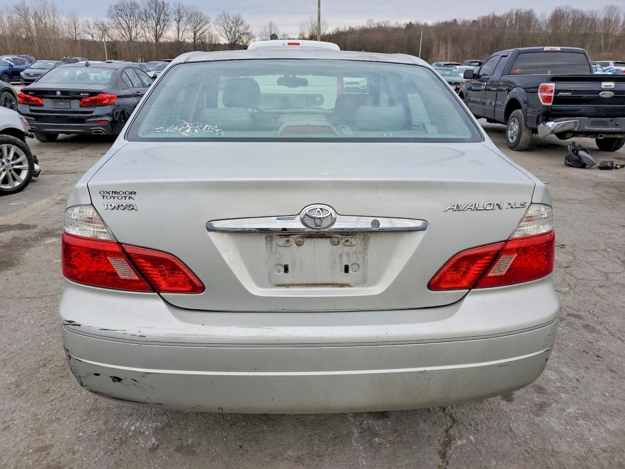 2003 TOYOTA Avalon