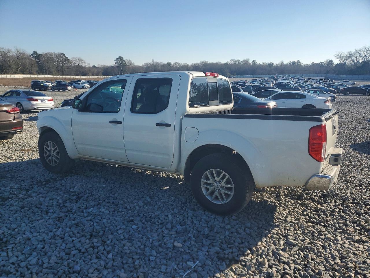 2017 NISSAN Frontier