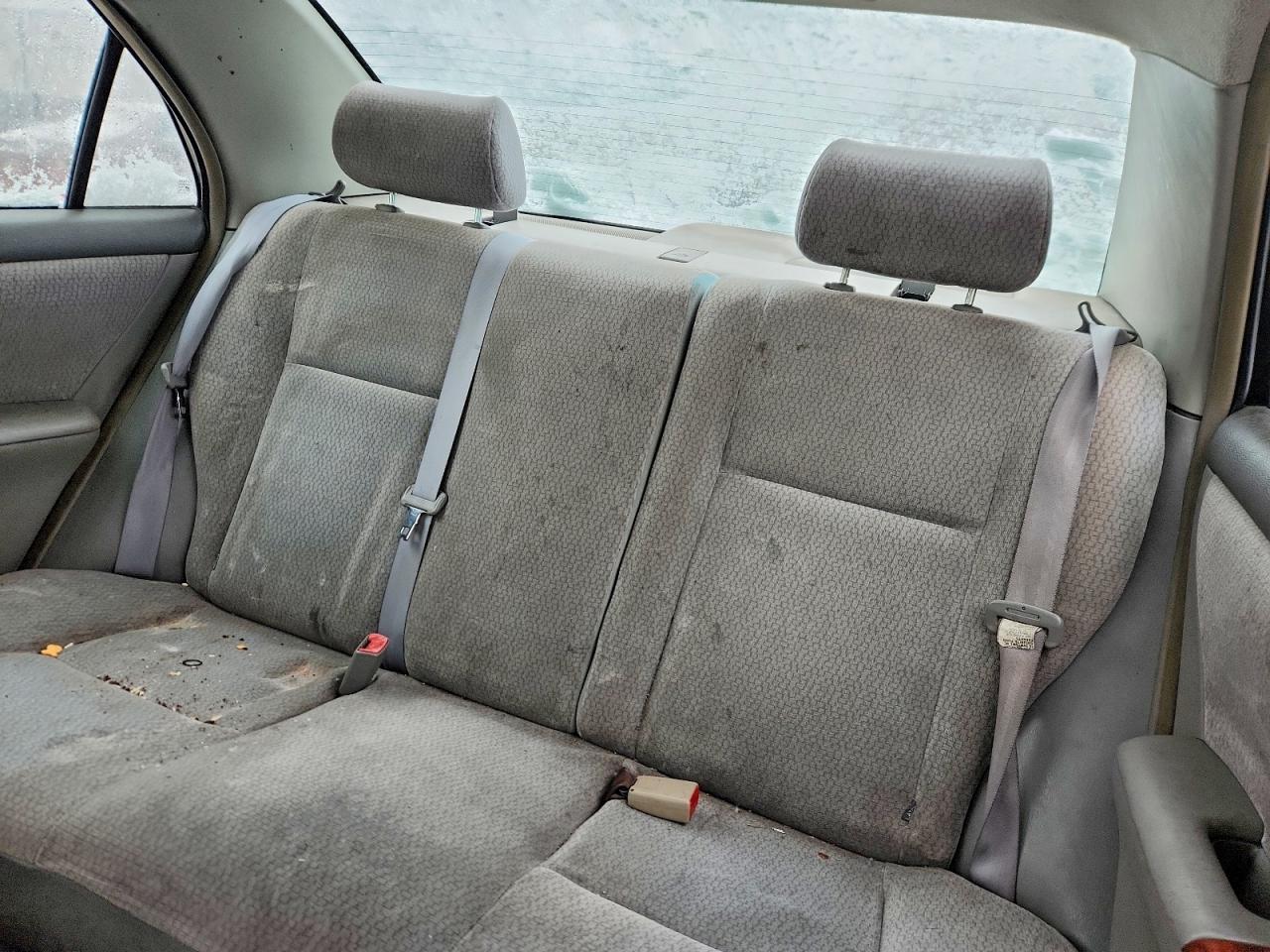 2004 TOYOTA COROLLA