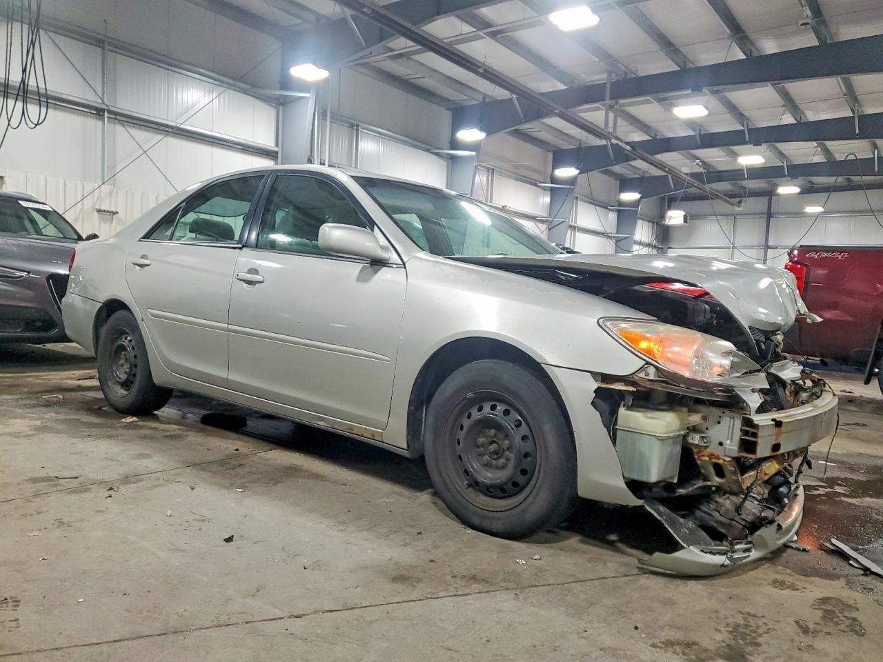 2004 TOYOTA CAMRY