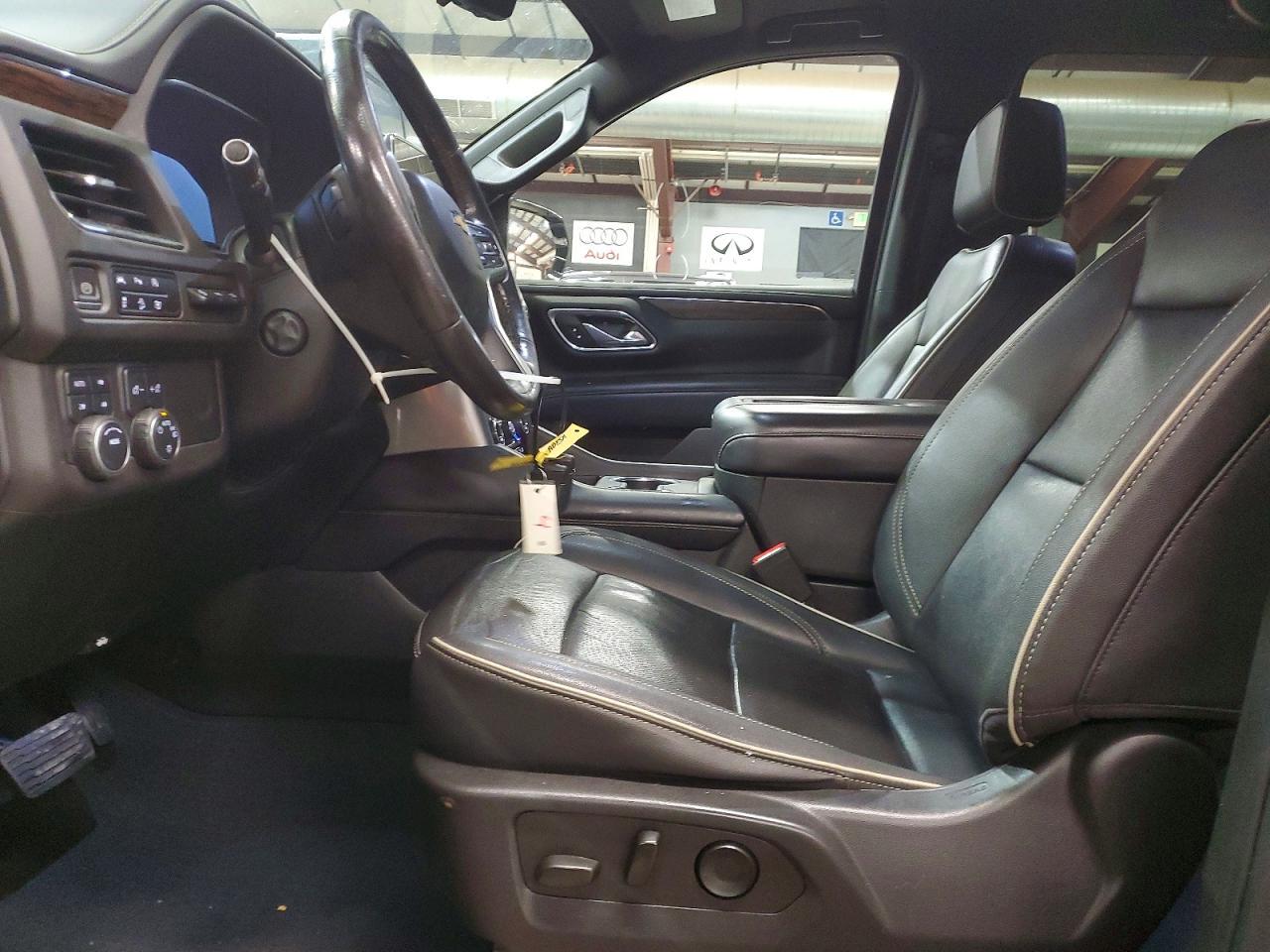 2023 CHEVROLET Suburban