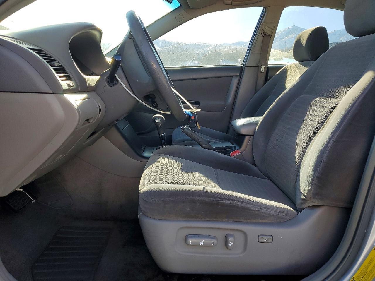 2005 TOYOTA CAMRY