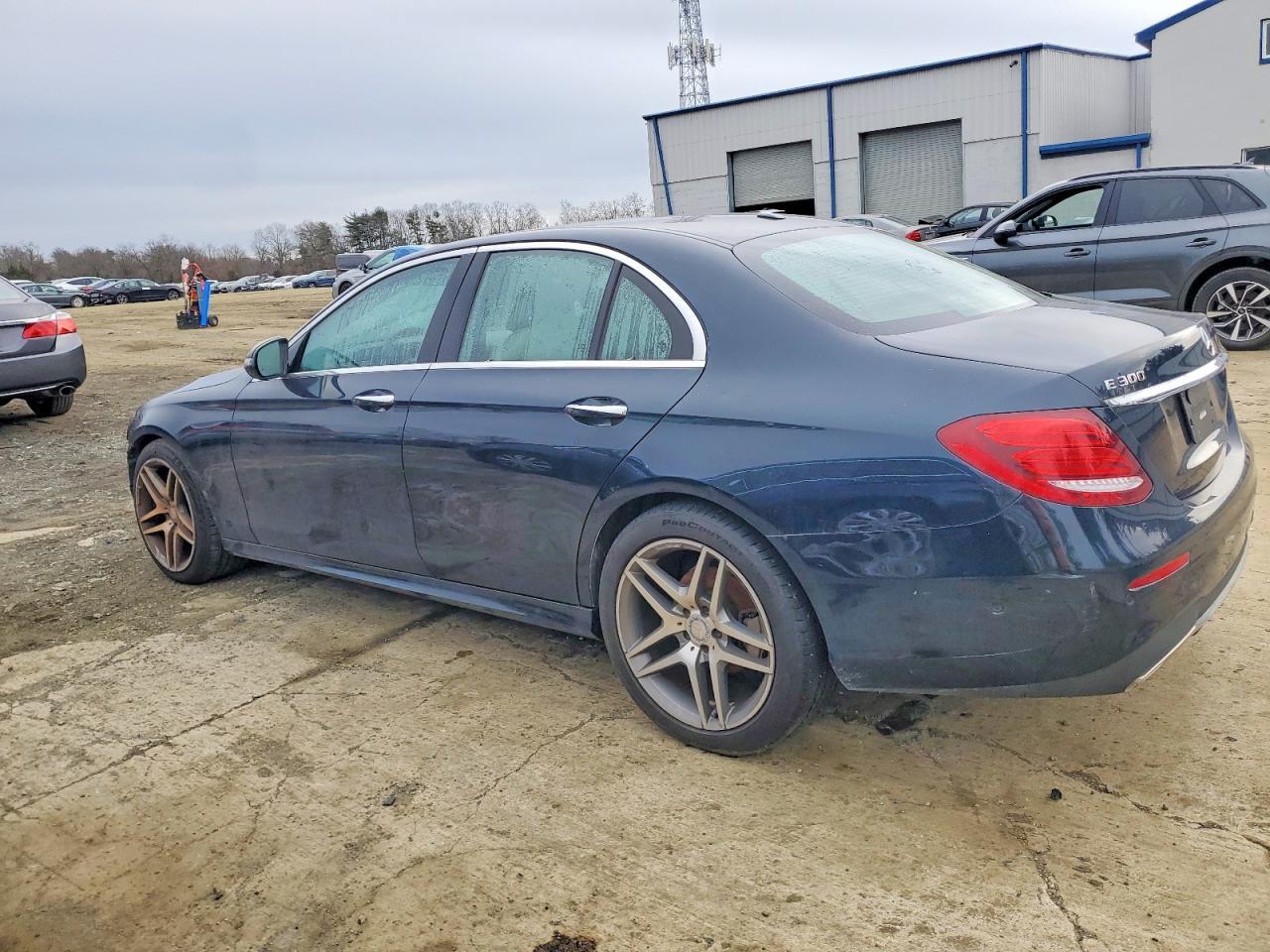 2017 MERCEDES-BENZ E-Class