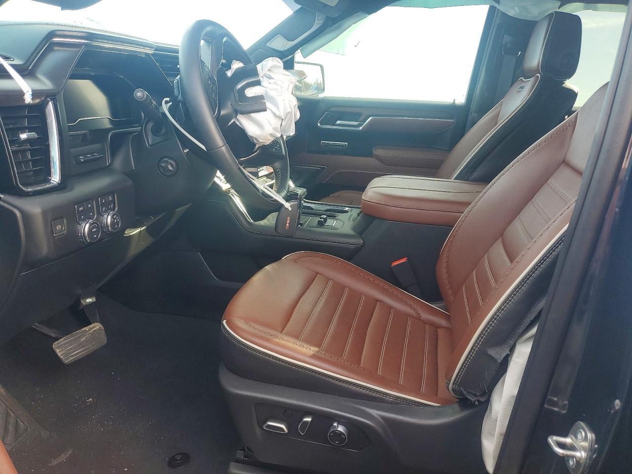 2023 GMC Sierra